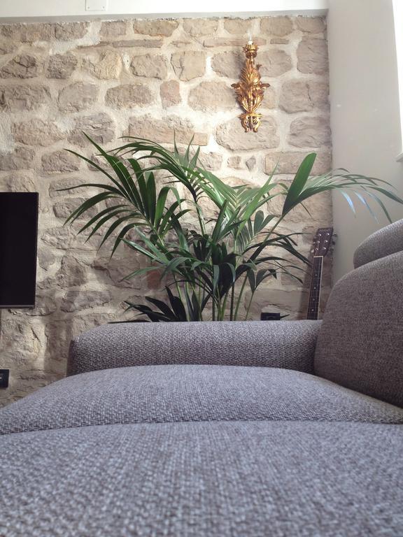 Apartments Kokolo シベニク 部屋 写真