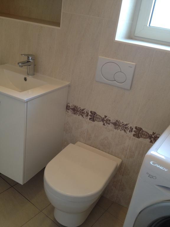 Apartments Kokolo シベニク 部屋 写真