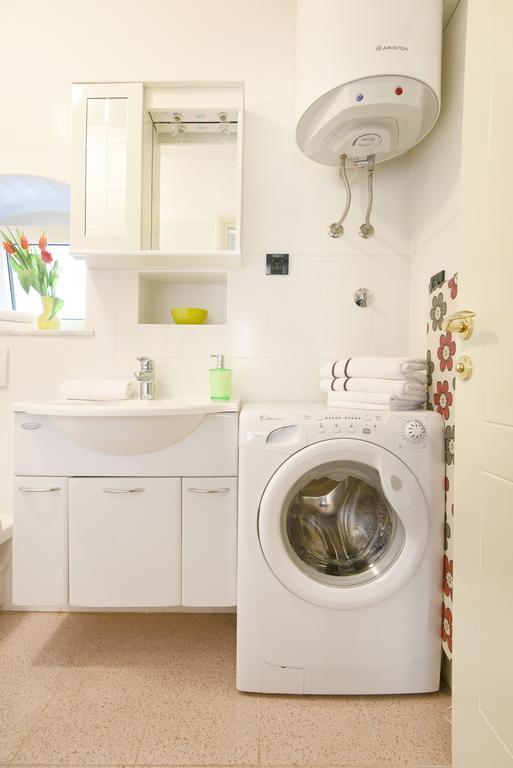 Apartments Kokolo シベニク 部屋 写真